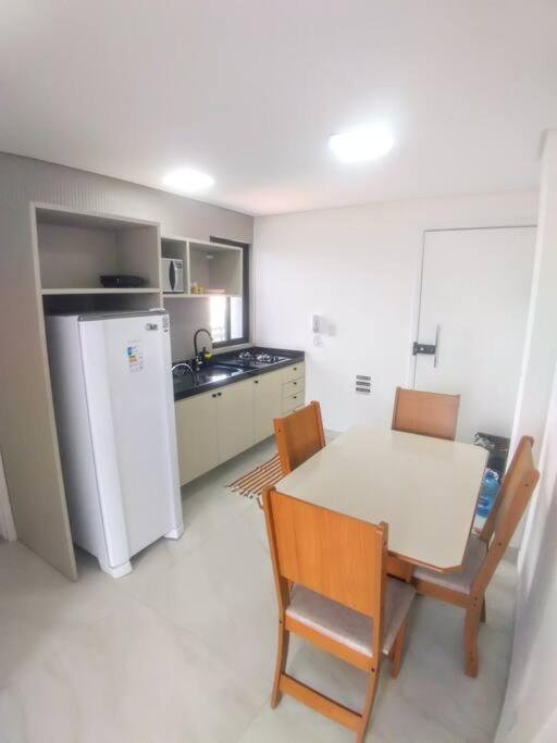 Flat 306 Rua Piscinas Naturais - Centro De Porto Apartment